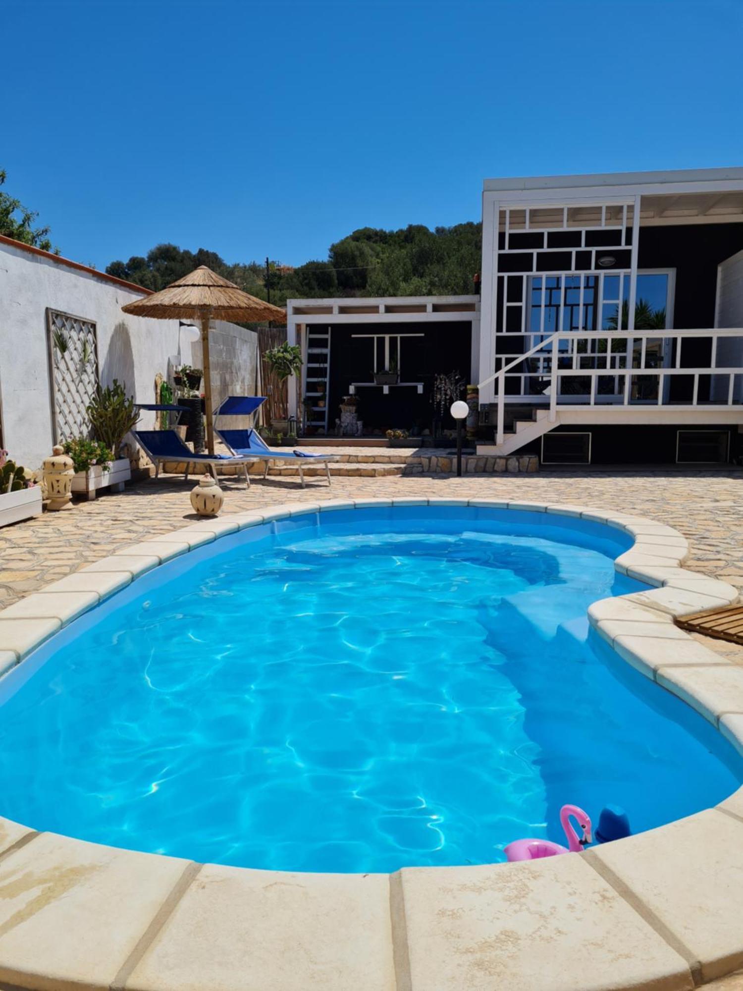 Il Fenicottero Rosa Bed & Breakfast Capitana Exterior photo